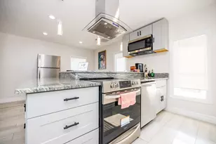 243 Columbia St, Fall River, MA 02721 - Photo 2