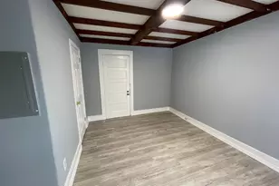 22 Knowlton St, Gardner, MA 01440 - Photo 2