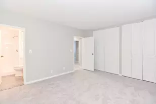 141 Lake Shore Rd, Boston, MA 02135 - Photo 16