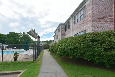 141 Lake Shore Rd #1, Boston, MA 02135 - Photo 20