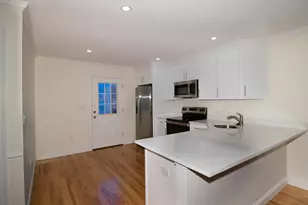 5 W Chapel St, Abington, MA 02351 - Photo 8