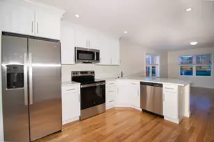 5 W Chapel St, Abington, MA 02351 - Photo 10