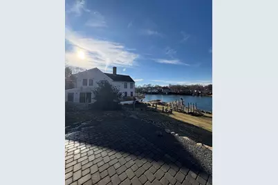 3 Piraino Ln #1, Gloucester, MA 01930 - Photo 2