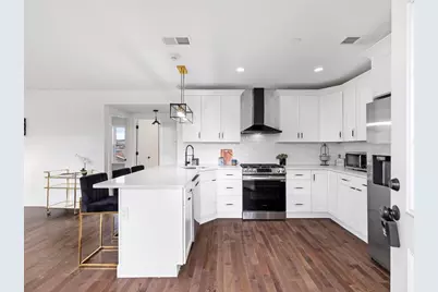 11 Seymour Ave #3, Lynn, MA 01902 - Photo 8