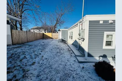 73 Victoria St, Revere, MA 02151 - Photo 2