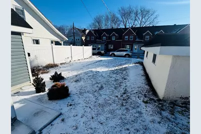 73 Victoria St, Revere, MA 02151 - Photo 24