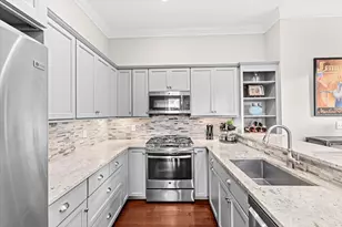 7 Russell St, Plymouth, MA 02360 - Photo 6