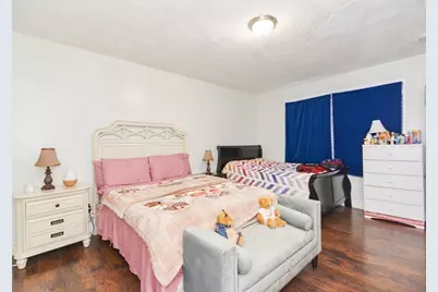 94 Summer St, Lawrence, MA 01840 - Photo 16