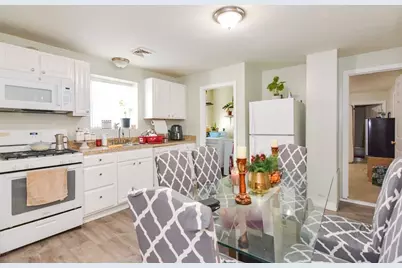 94 Summer St, Lawrence, MA 01840 - Photo 10