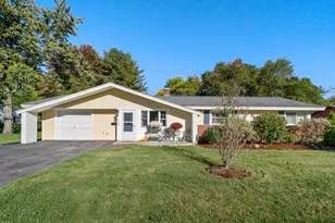 62 Gregory Rd, Framingham, MA 01701 - Photo 2