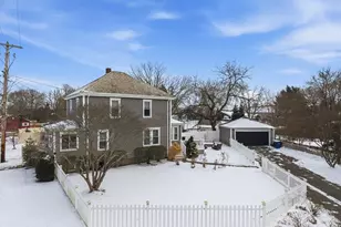 12 Pontiac St, New Bedford, MA 02745 - Photo 2