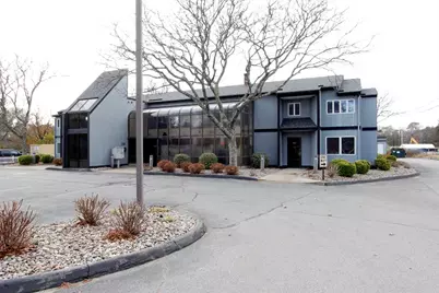 207 Bedford Street #1, Lakeville, MA 02347 - Photo 4