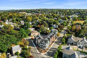 8 Elm St, Newton, MA 02465 - Photo 4