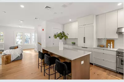 16 Elm Street #16, Newton, MA 02465 - Photo 4