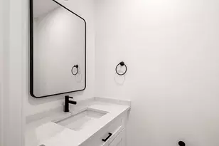 16 Elm St, Newton, MA 02465 - Photo 24