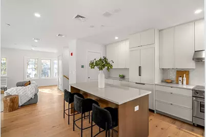 16 Elm Street #16, Newton, MA 02465 - Photo 4