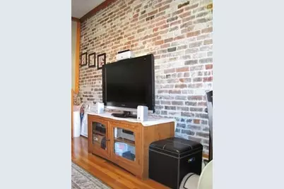 61 Park Drive #9, Boston, MA 02215 - Photo 2