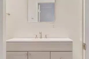 321 Tappan St, Brookline, MA 02445 - Photo 16