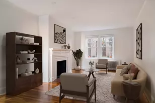 321 Tappan St, Brookline, MA 02445 - Photo 2