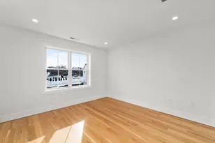 8 Callahan Dr, Woburn, MA 01801 - Photo 28