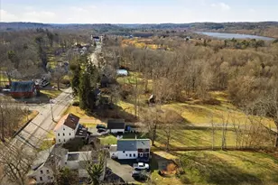 368 Main St, West Newbury, MA 01985 - Photo 40