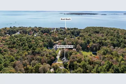 28 Brant Beach Ave, Mattapoisett, MA 02739 - Photo 2