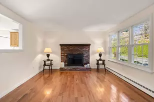 28 Brant Beach Ave, Mattapoisett, MA 02739 - Photo 10