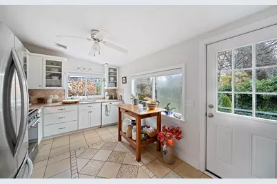 100 White Horse Rd, Plymouth, MA 02360 - Photo 8