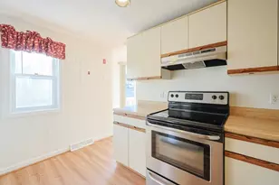 43 Fairway Ln, Blackstone, MA 01504 - Photo 8