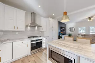 96 Sycamore Ln, Taunton, MA 02780 - Photo 10