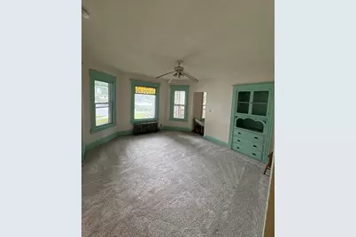 735 Belmont St #1, Springfield, MA 01190 - Photo 8