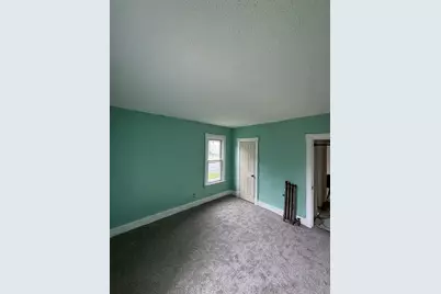 735 Belmont St #1, Springfield, MA 01190 - Photo 4