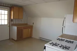 113 Pleasant St, Gloucester, MA 01930 - Photo 4