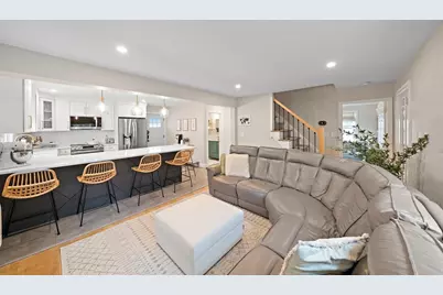 266 Mountain Ave, Revere, MA 02151 - Photo 8