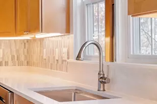 21 Berkeley St, Somerville, MA 02143 - Photo 4