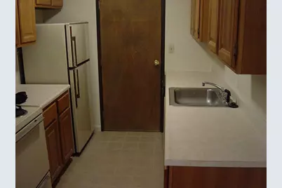 10 Basswood Ave. #F-1, North Attleboro, MA 02760 - Photo 4