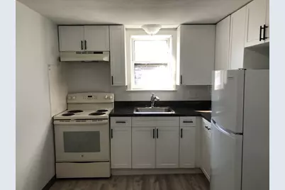 103 Trapelo #23, Waltham, MA 02452 - Photo 2