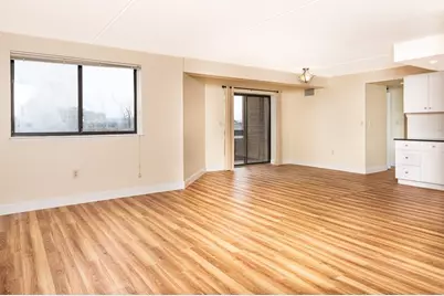 51 John St #401, Brookline, MA 02446 - Photo 4
