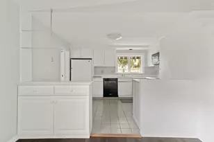 83 Joseph Rd, Framingham, MA 01701 - Photo 4