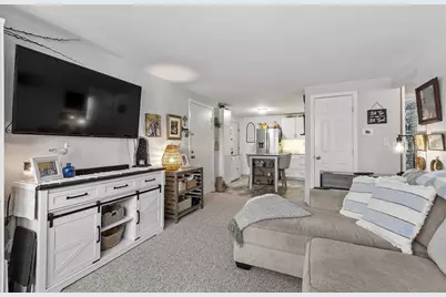 105 Ridgewood Ln #7, Gardner, MA 01440 - Photo 12