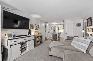 105 Ridgewood Ln, Gardner, MA 01440 - Photo 12