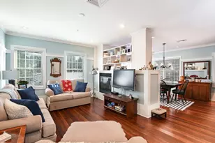 572 Freeport St, Boston, MA 02122 - Photo 6