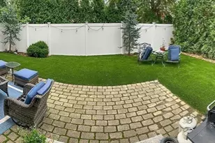 572 Freeport St, Boston, MA 02122 - Photo 30