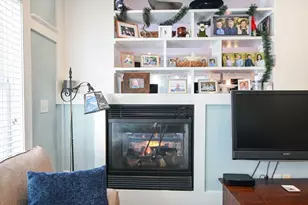 572 Freeport St, Boston, MA 02122 - Photo 8
