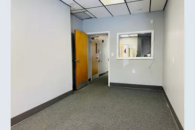 1201 Westford, Lowell, MA 01851 - Photo 32