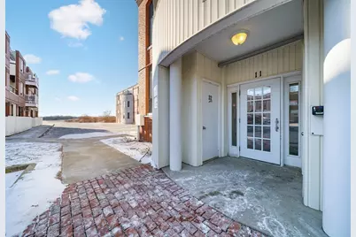 11 Margin Street #6, Lynn, MA 01904 - Photo 16