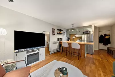 10 Henchman St #2R, Boston, MA 02113 - Photo 4