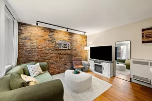 10 Henchman St, Boston, MA 02113 - Photo 2