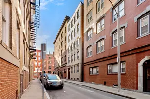 10 Henchman St, Boston, MA 02113 - Photo 14