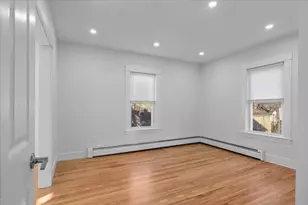 144 Howe St, Marlborough, MA 01752 - Photo 10